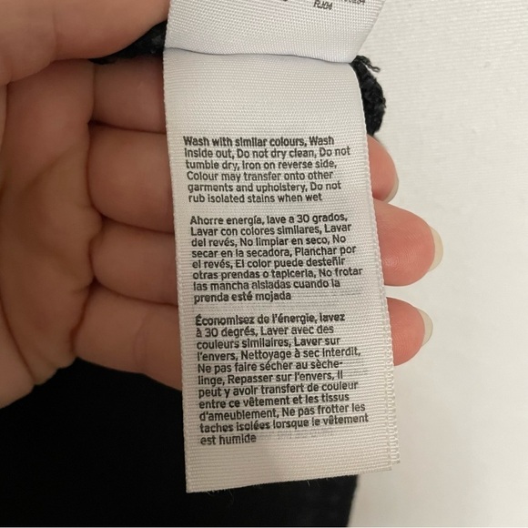 Top Moto Ashley Distressed Black Denim Frayed Edge Shorts - Picture 13 of 13